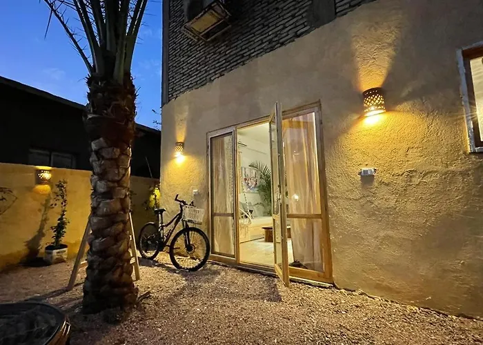 Grounding 1br With Garden بيت للعطل دهب
